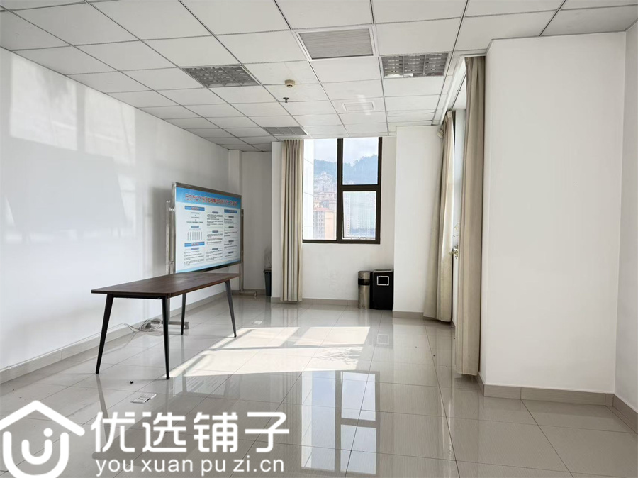 江北秦川酒店1000平办公室出租(可分租)