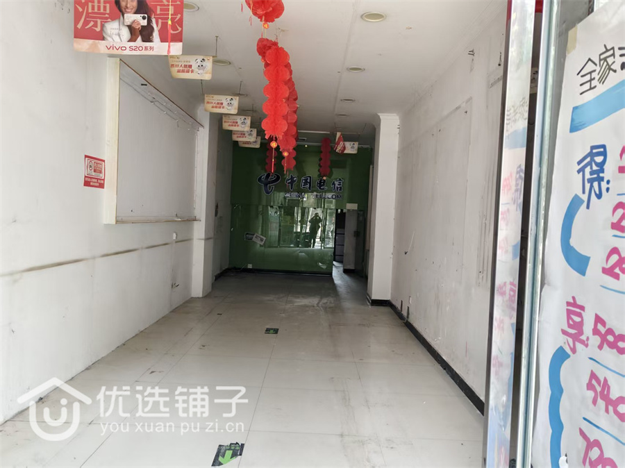 恩阳一小对面63平门市出租