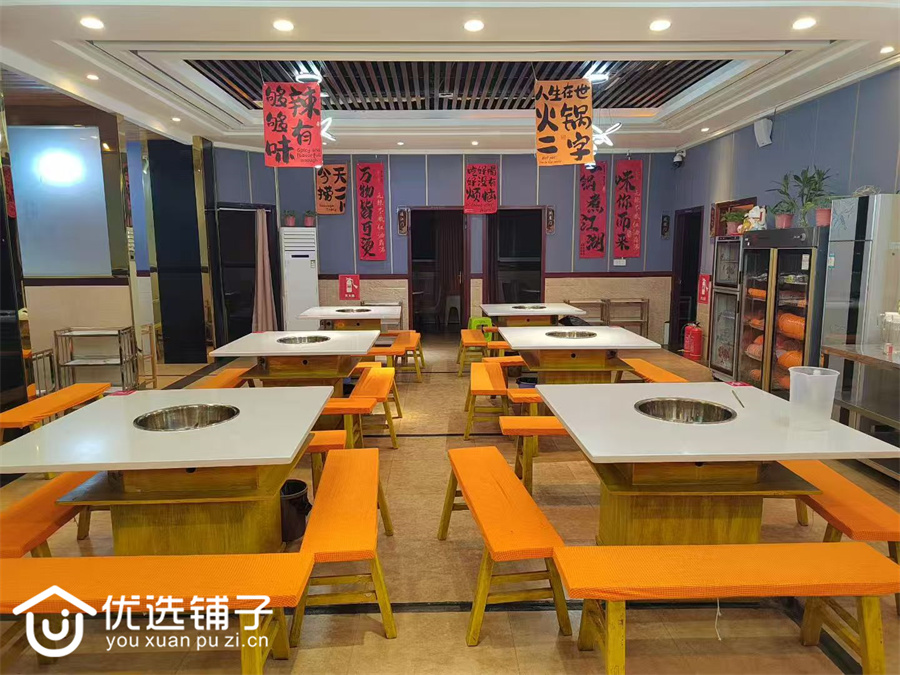 南坝六中附近260平2楼出租(原火锅店)